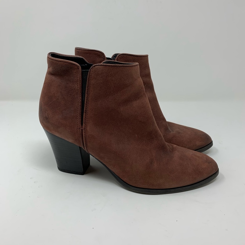 Used Women’s Franco Sarto Booties in Sz 6